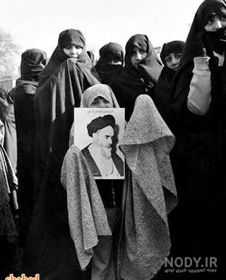 نمایشگاه عکس های قدیمی از دوران انقلاب در میانه