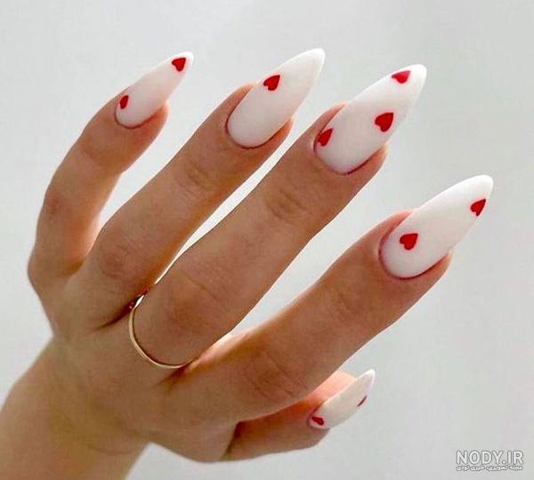 طراحی ناخن قلب ساده شیک و مینیاتوری برای روز عشق طراحی ناخن قلب ساده شیک و مینیاتوری برای روز عشق