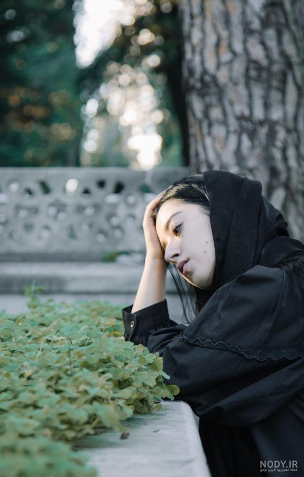 عکس دختر غمگین در قبرستان - عکس نودی عکس دختر غمگین در قبرستان - عکس نودی