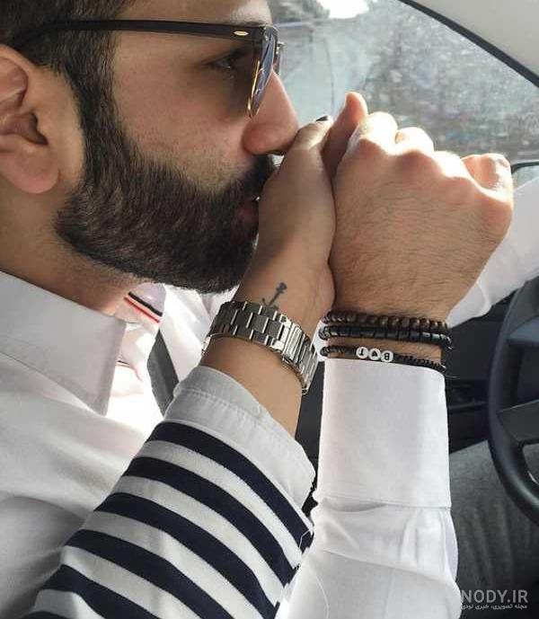 عکس عاشقانه در ماشین با ژست های رمانتیک دونفره عکس عاشقانه در ماشین با ژست های رمانتیک دونفره