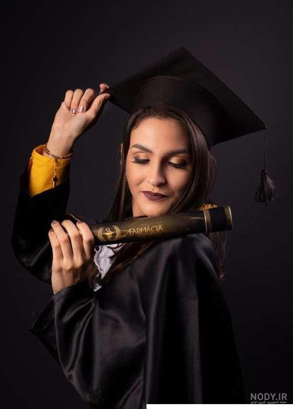 ژست عکس جشن فارغ التحصیلی - ژاویز