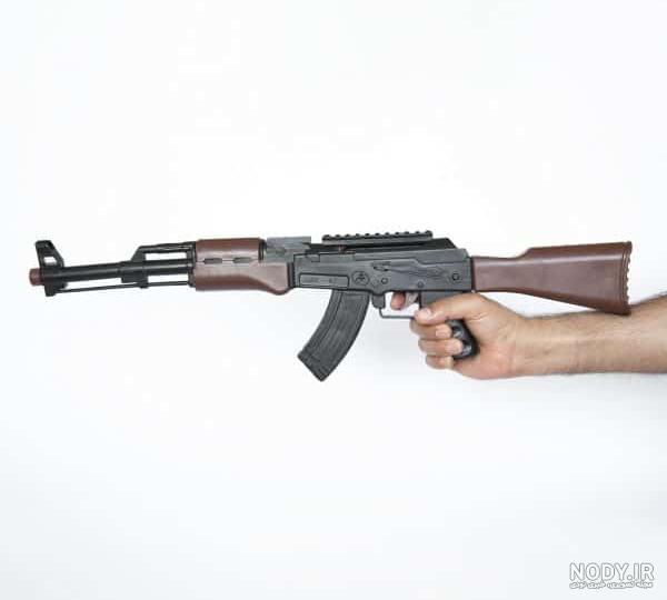 کلاشینکف AK-47 و تفنگ های ساچمه ای، اسلحه های اسباب بازی