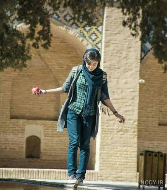 عکس ایستاده مقام معظم رهبری - عکس نودی