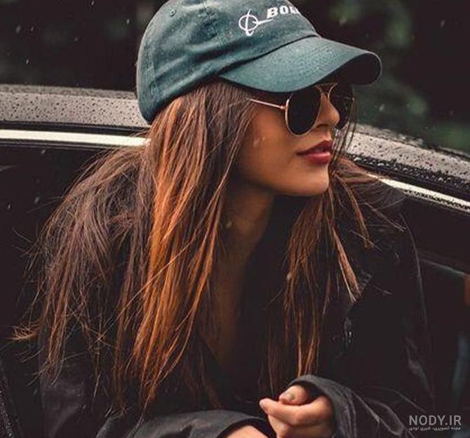 عکس دخترونه با تاج برای پروفایل خاص
