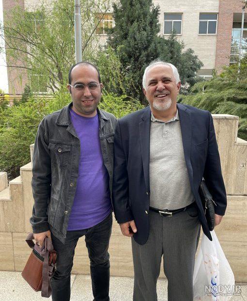 عکسی متفاوت از ظریف با تیپ غیررسمی
