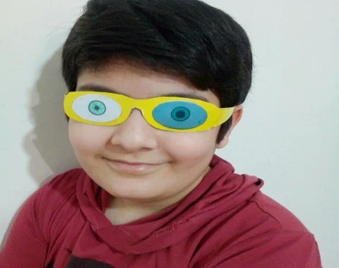 عکس داخل چشم پنجم