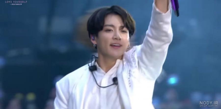 BTS »»» لحظه های احساسی و گریه های بی تی اس