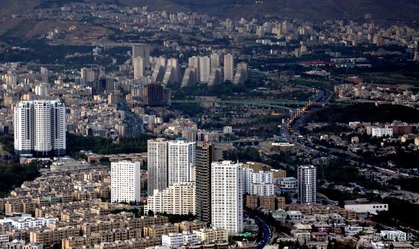 دیدنی ترین عکس ها از شب های تهران | لست‌سکند