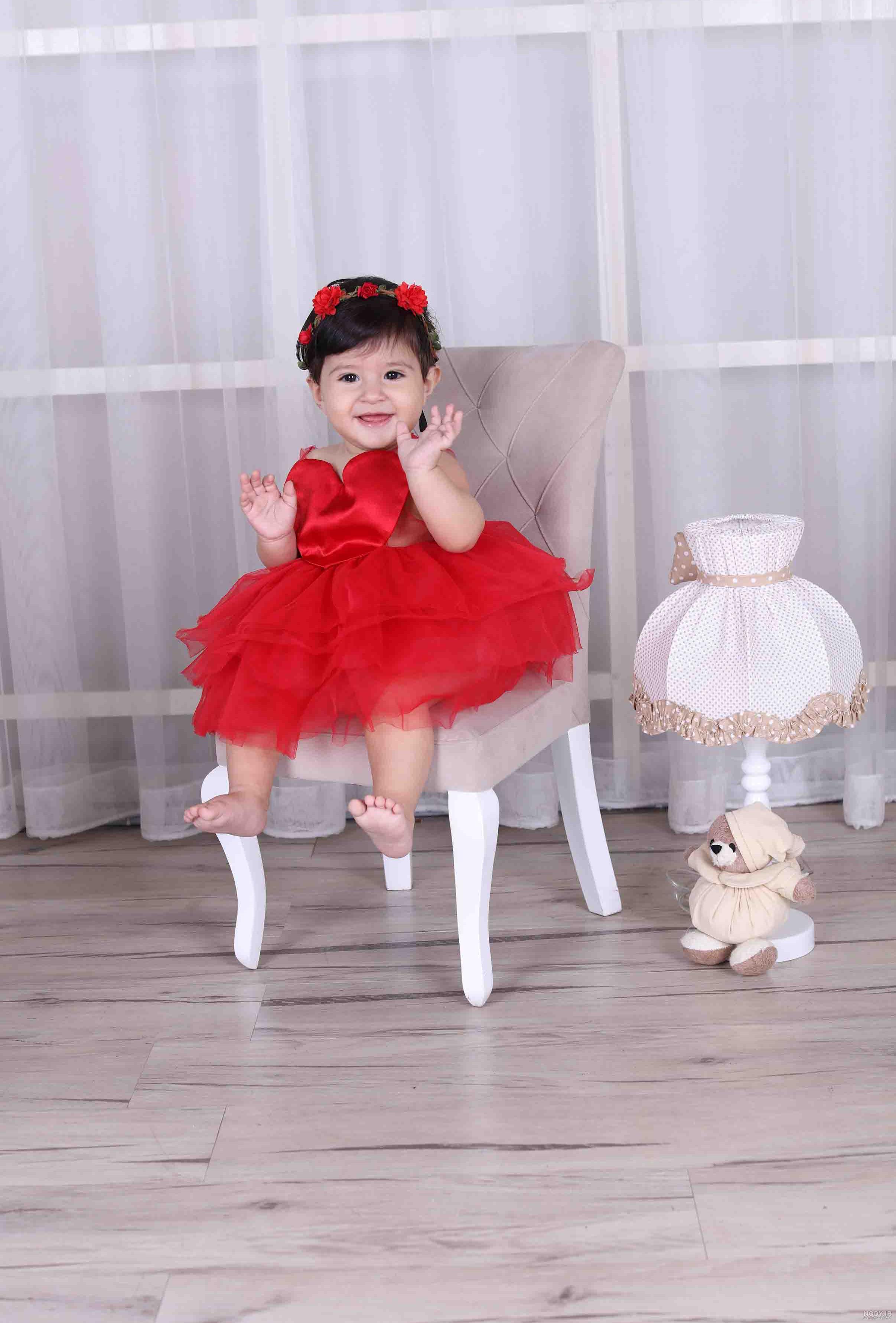 180 ژست عکس کودک در منزل 180 ژست عکس کودک در منزل