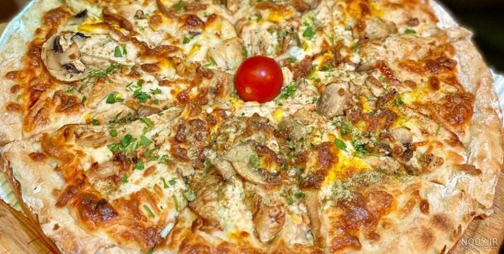 طرز تهیه پیتزا مرغ و قارچ🍕 ساده و خوشمزه توسط Media Rahmani - کوکپد طرز تهیه پیتزا مرغ و قارچ🍕 ساده و خوشمزه توسط Media Rahmani - کوکپد