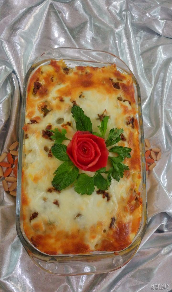 آموزش کیک تولد با کیک اسفنجی آموزش کیک تولد با کیک اسفنجی