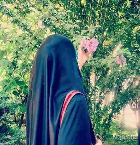 عکس پروفایل دختر با حجاب چادری کارتونی