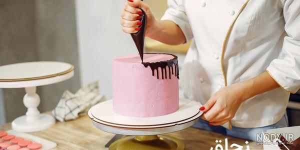زدن عکس روی کیک تولد