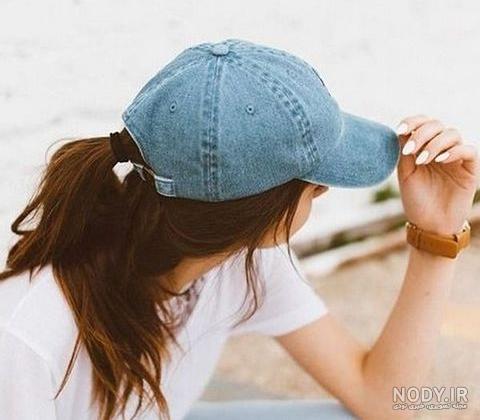 ژست عکس با کلاه لبه دار