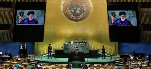 توئیتر وزارت خارجه اسرائیل عکس سلیمانی را به عکس مهسا امینی تغییر داد توئیتر وزارت خارجه اسرائیل عکس سلیمانی را به عکس مهسا امینی تغییر داد