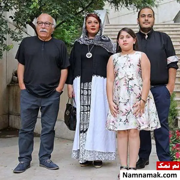 عکس های جدید رضا داوود نژاد و همسرش در سینما کوروش عکس های جدید رضا داوود نژاد و همسرش در سینما کوروش