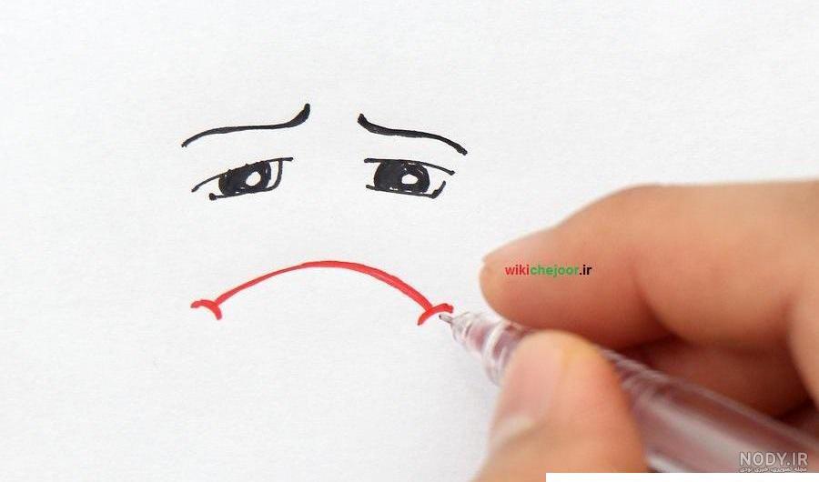 نقاشی چهره غمگین کودکانه