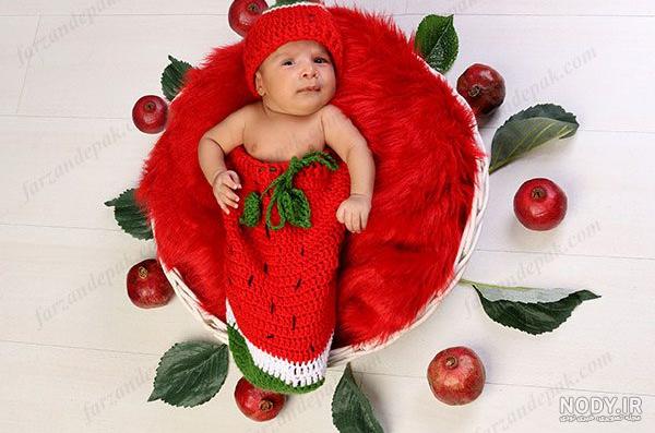 ایده عکس شب یلدا برای نوزاد