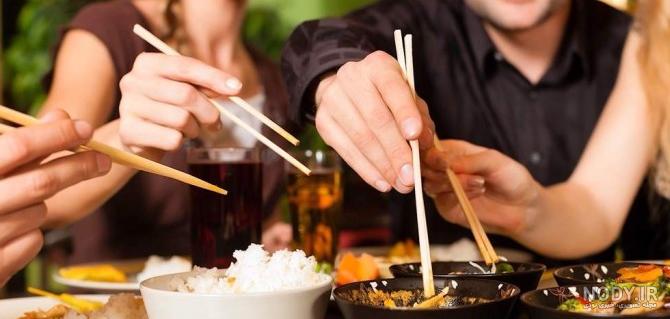 عکس غذا خوردن چینی ها عکس غذا خوردن چینی ها