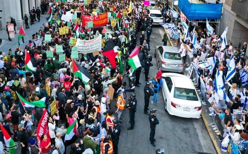 فرارو | (تصاویر) تظاهرات حمایت از فلسطین در تورنتو فرارو | (تصاویر) تظاهرات حمایت از فلسطین در تورنتو