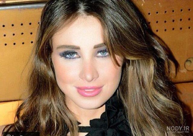 مجری زن زیبا مجری زن زیبا