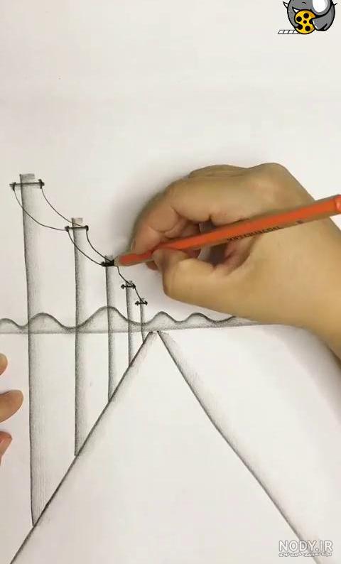 نقاشی ساده با مداد رنگی نقاشی ساده با مداد رنگی