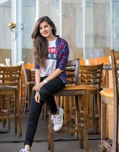 30 مدل ژست عکاسی هنری و زیبای دخترانه - Tjoor