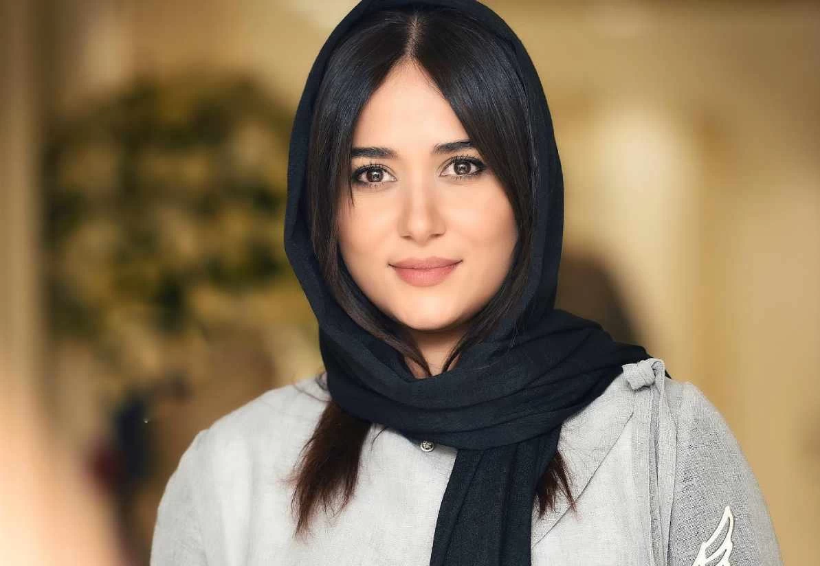 بیوگرافی پریناز ایزدیار از مدلینگ تا بازیگری + عکس های جذاب و کمیاب بیوگرافی پریناز ایزدیار از مدلینگ تا بازیگری + عکس های جذاب و کمیاب