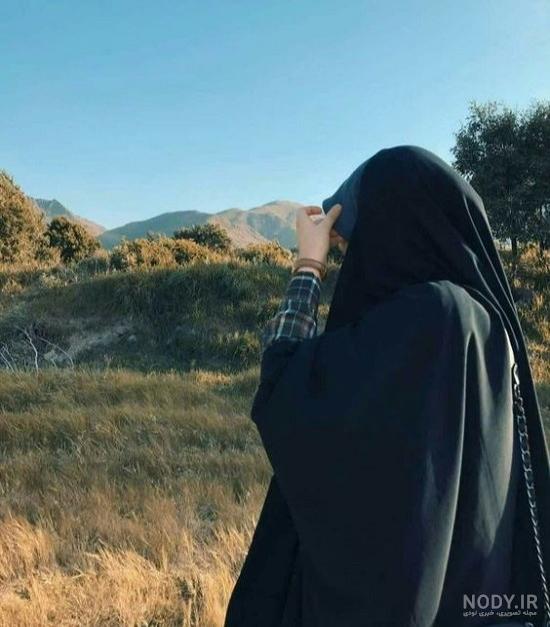 عکس دختر با حجاب چادری از پشت سر ۱۴۰۰ - عکس نودی
