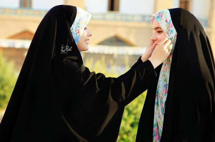 عکس دو رفیق با حجاب عکس دو رفیق با حجاب