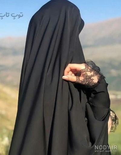 عکس زن چادری از پشت سر