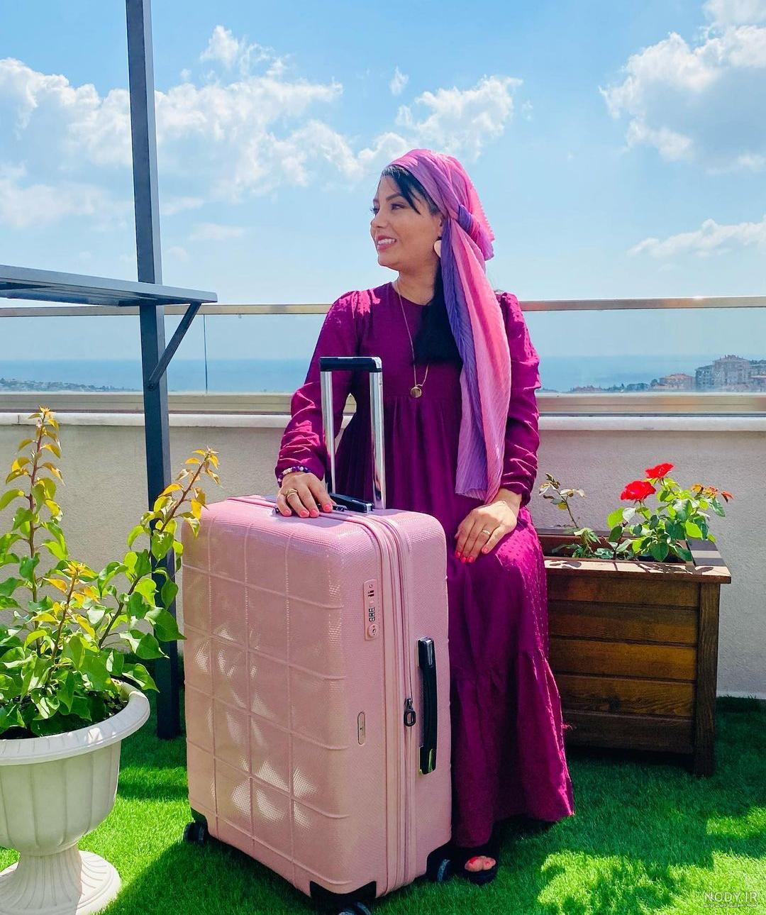 عکس صبا راد در اتاق خوابش