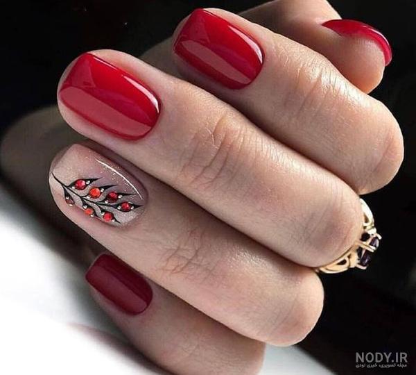 عکس طراحی ناخن قرمز
