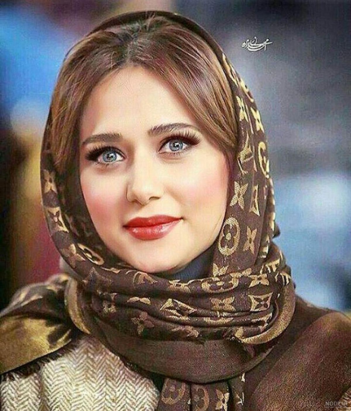 عکس قدیمی پریناز ایزدیار قبل عمل زیبایی و قبل بازیگر شدن +تصاویر - شبونه عکس قدیمی پریناز ایزدیار قبل عمل زیبایی و قبل بازیگر شدن +تصاویر - شبونه