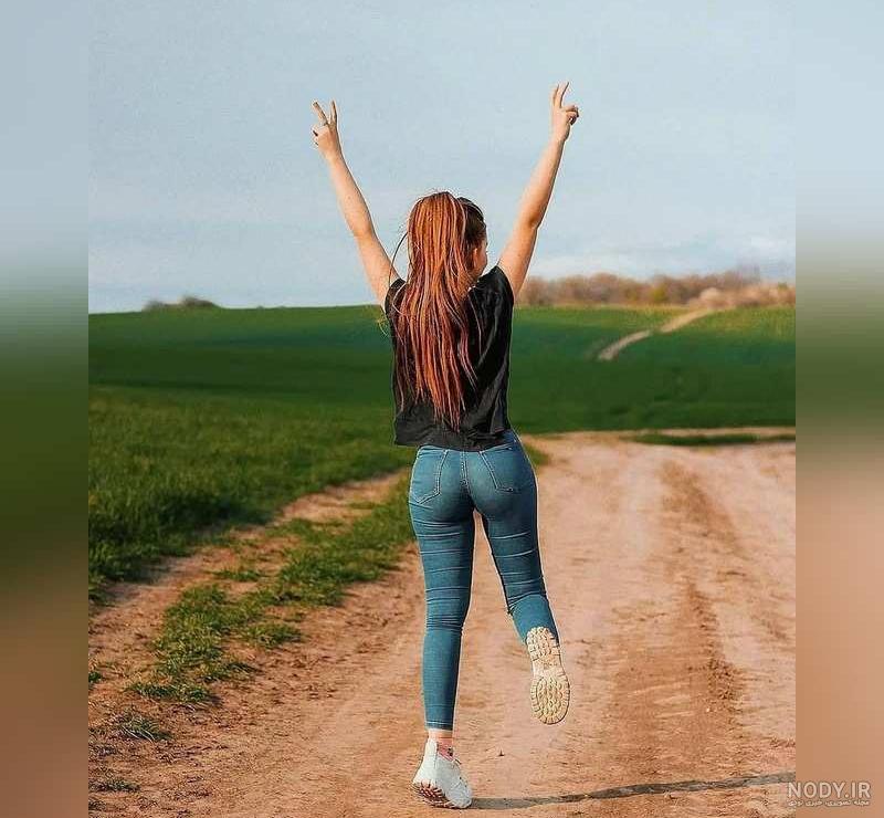 ۵۰ ژست سلفی دخترانه با ایده های خاص و جذاب