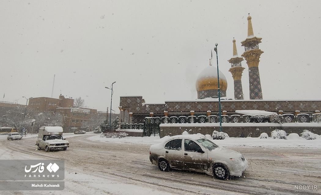 بارش برف در گنجنامه همدان (عکس) بارش برف در گنجنامه همدان (عکس)