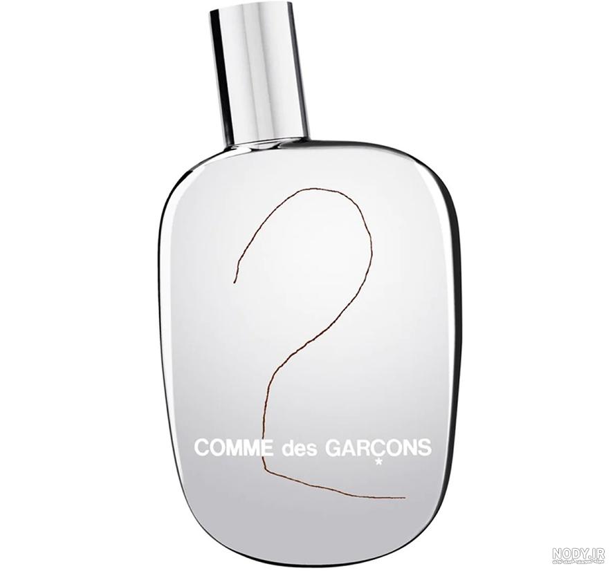 بهترین عطرهای نوستالژیک مردانه زنانه [۱2 ادکلن خاطره انگیز]