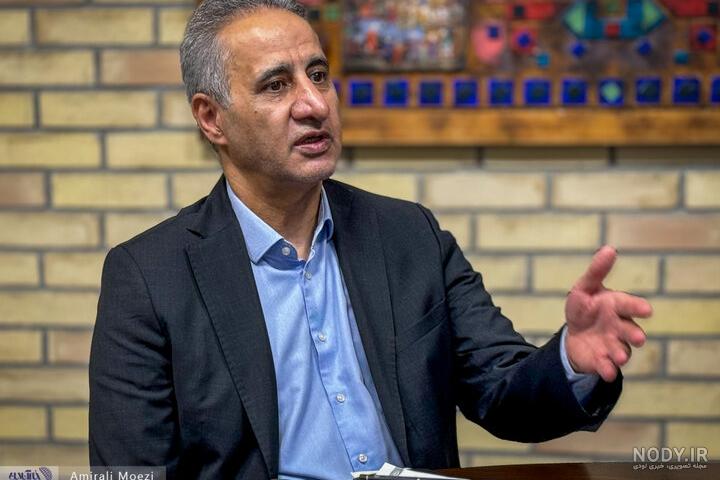 عکس خورشید روی سنگ نشانه چیست