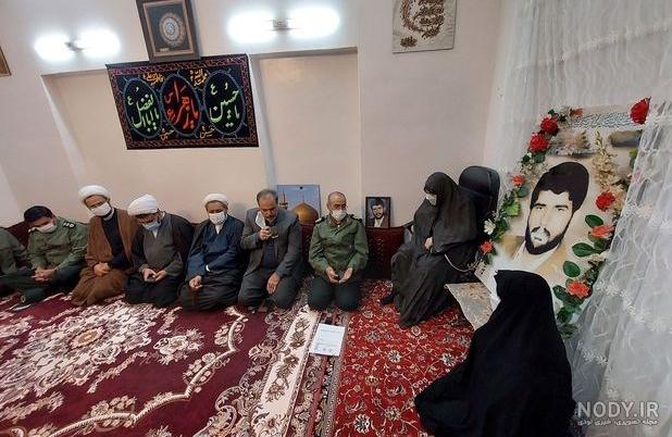 لحظه پیدا شدن پیکر مطهر شهید از زیر خاک لحظه پیدا شدن پیکر مطهر شهید از زیر خاک
