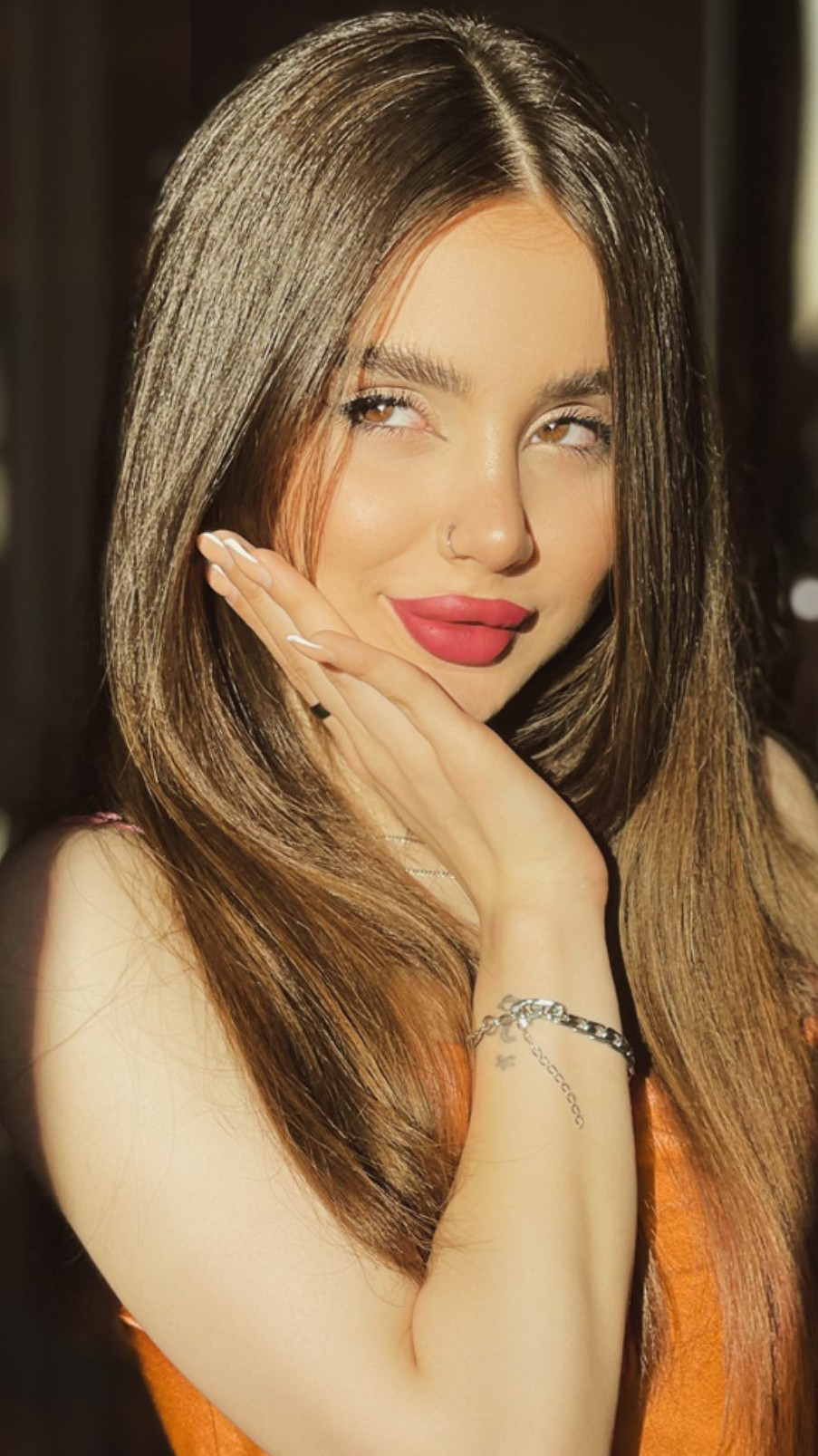 عکس نیکا فلاحی در ترکیه ویسگون