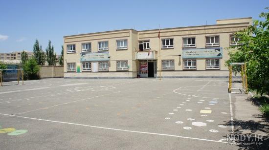 تصاویر:برپایی بازارچه نمایشگاه خیریه دانش آموزی در مدرسه حیات طیبه ... تصاویر:برپایی بازارچه نمایشگاه خیریه دانش آموزی در مدرسه حیات طیبه ...
