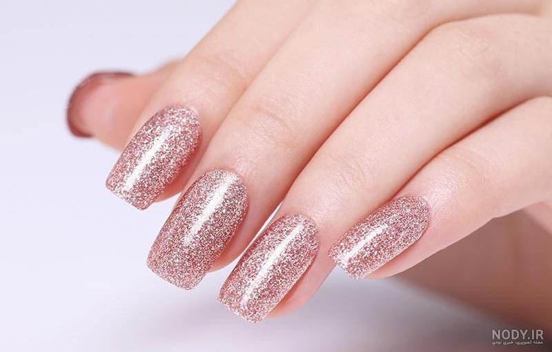 تفاوت ژلیش ناخن و کاشت ناخن در چیست؟ - همشهری آنلاین تفاوت ژلیش ناخن و کاشت ناخن در چیست؟ - همشهری آنلاین