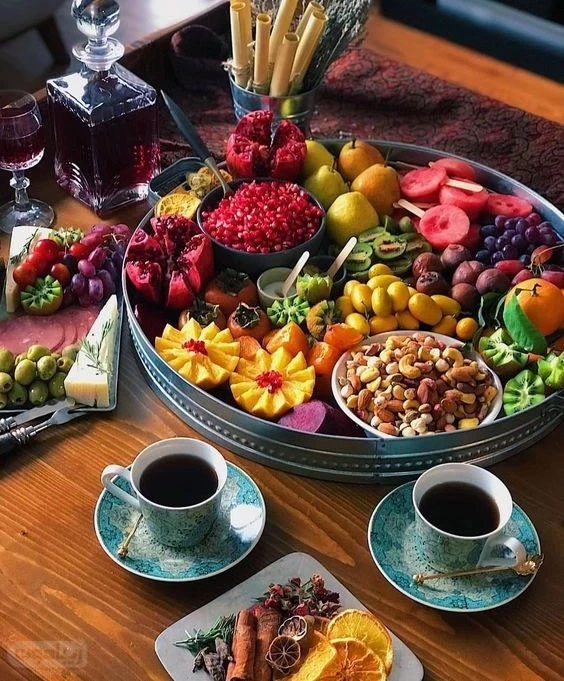 جدیدترین ایده ها برای تزیینات شب یلدا 1402 + عکس - زیبامون جدیدترین ایده ها برای تزیینات شب یلدا 1402 + عکس - زیبامون