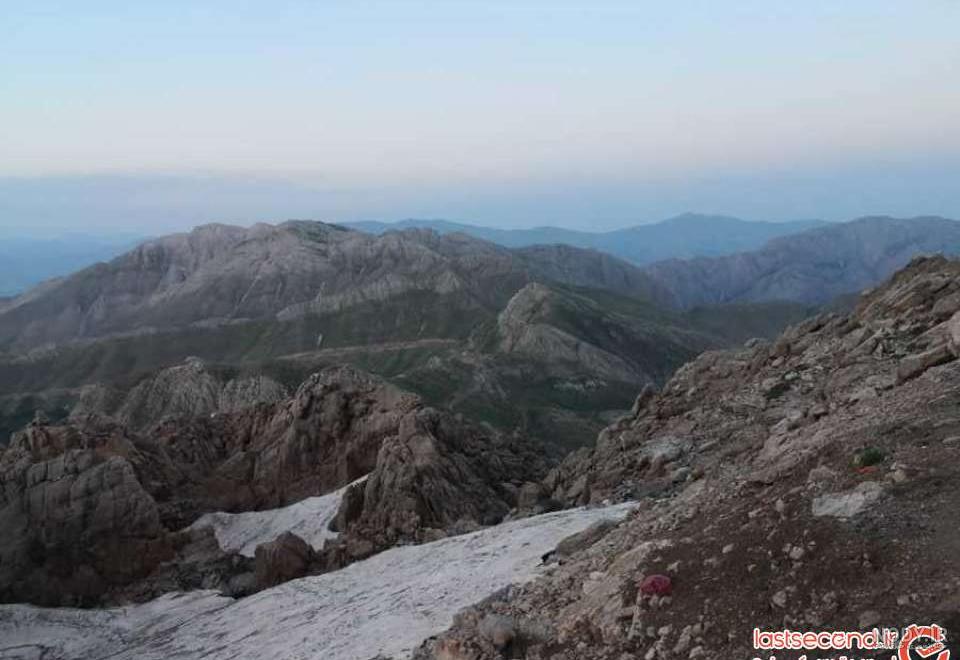 قرآن نگل، گنجینه ای نورانی در کردستان قرآن نگل، گنجینه ای نورانی در کردستان
