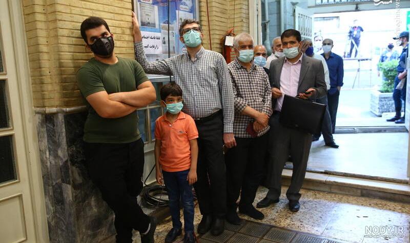مشرق نیوز - عکس/ زاکانی در حسینیه جماران رای داد