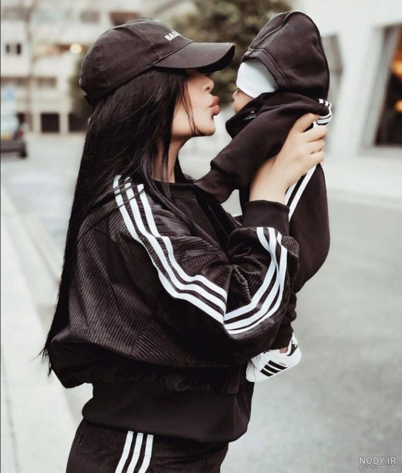عکس جدید دنیا جهانبخت با بچش