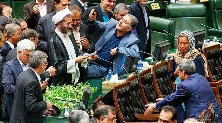 سلفی های پرحاشیه نمایندگان مجلس با موگرینی (عکس)