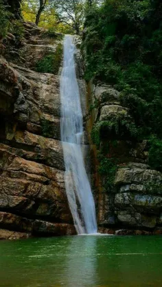 عکس کلبه در جنگل پاییزی عکس کلبه در جنگل پاییزی