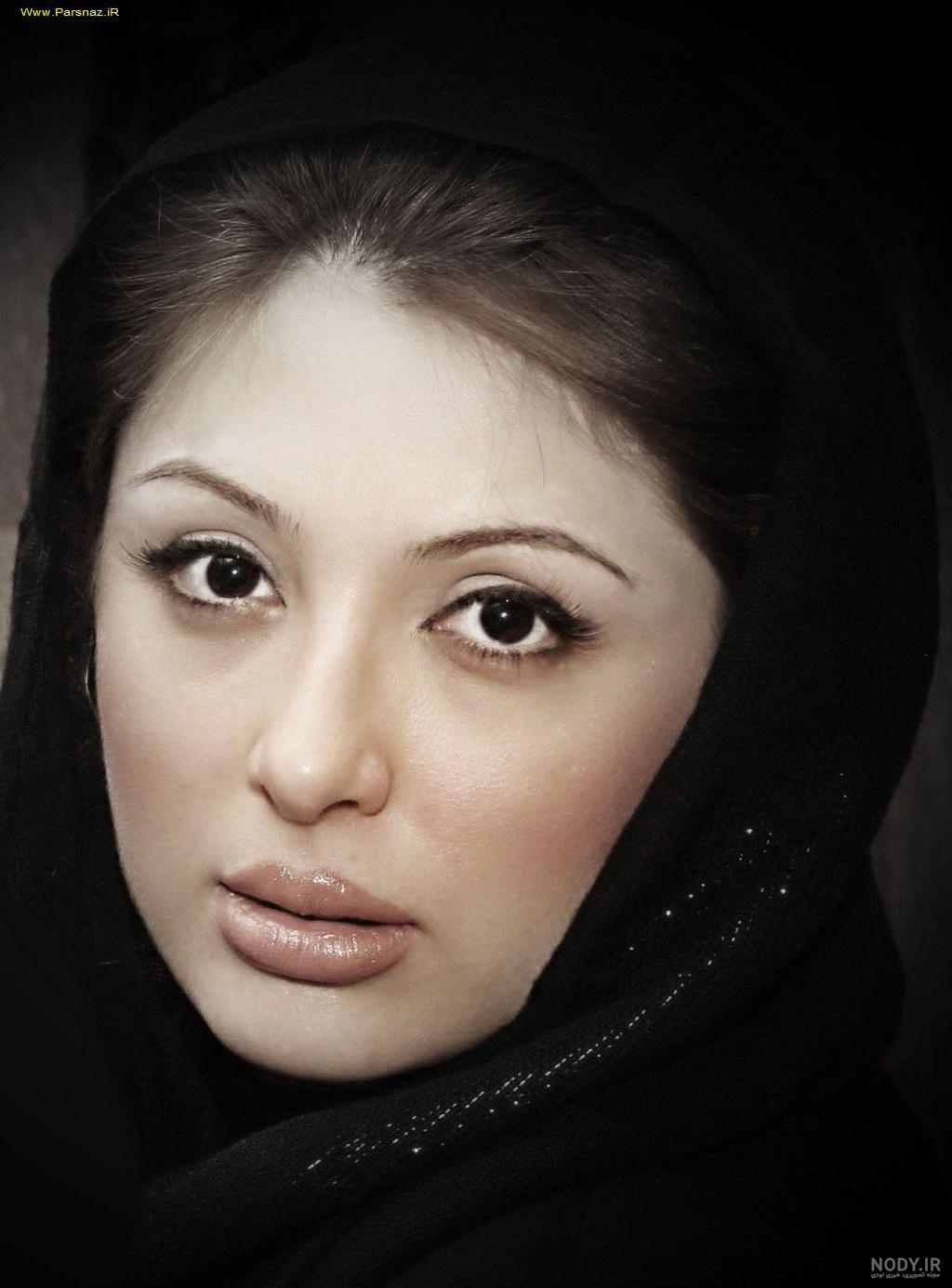 عکس پای افسانه پاکرو عکس پای افسانه پاکرو