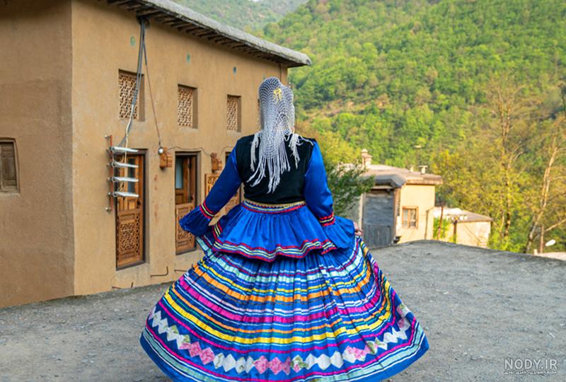  عکس مادر با لباس محلی ایران